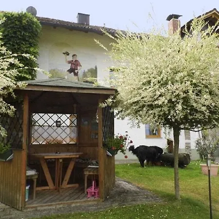 Apartamento Ferienwohnung Graf Schönberg